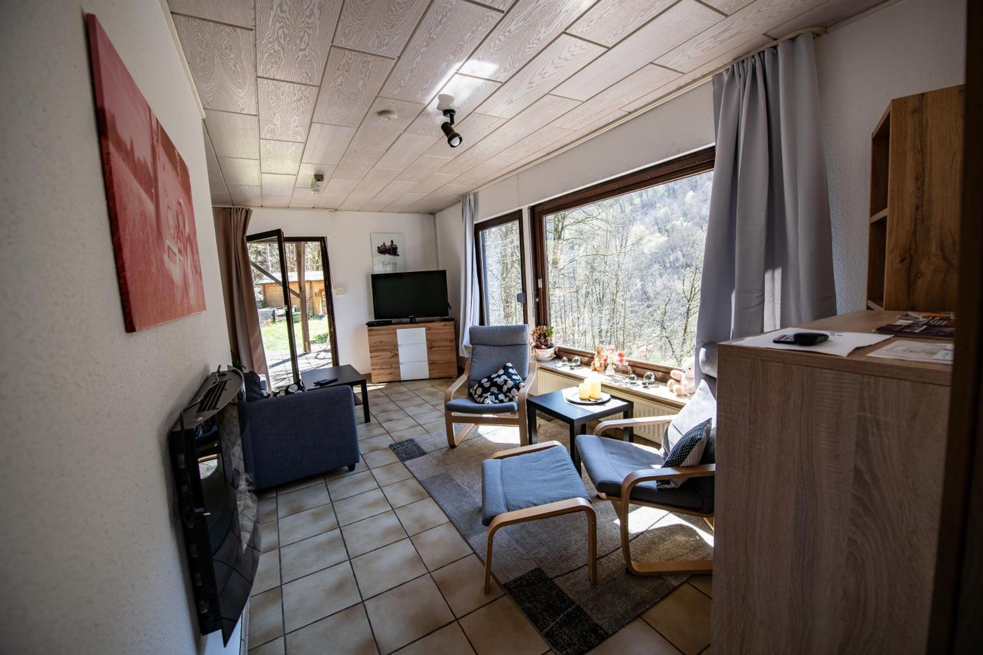 Schoene Ferienwohnung In Ruhiger Lage Altena Kültér fotó